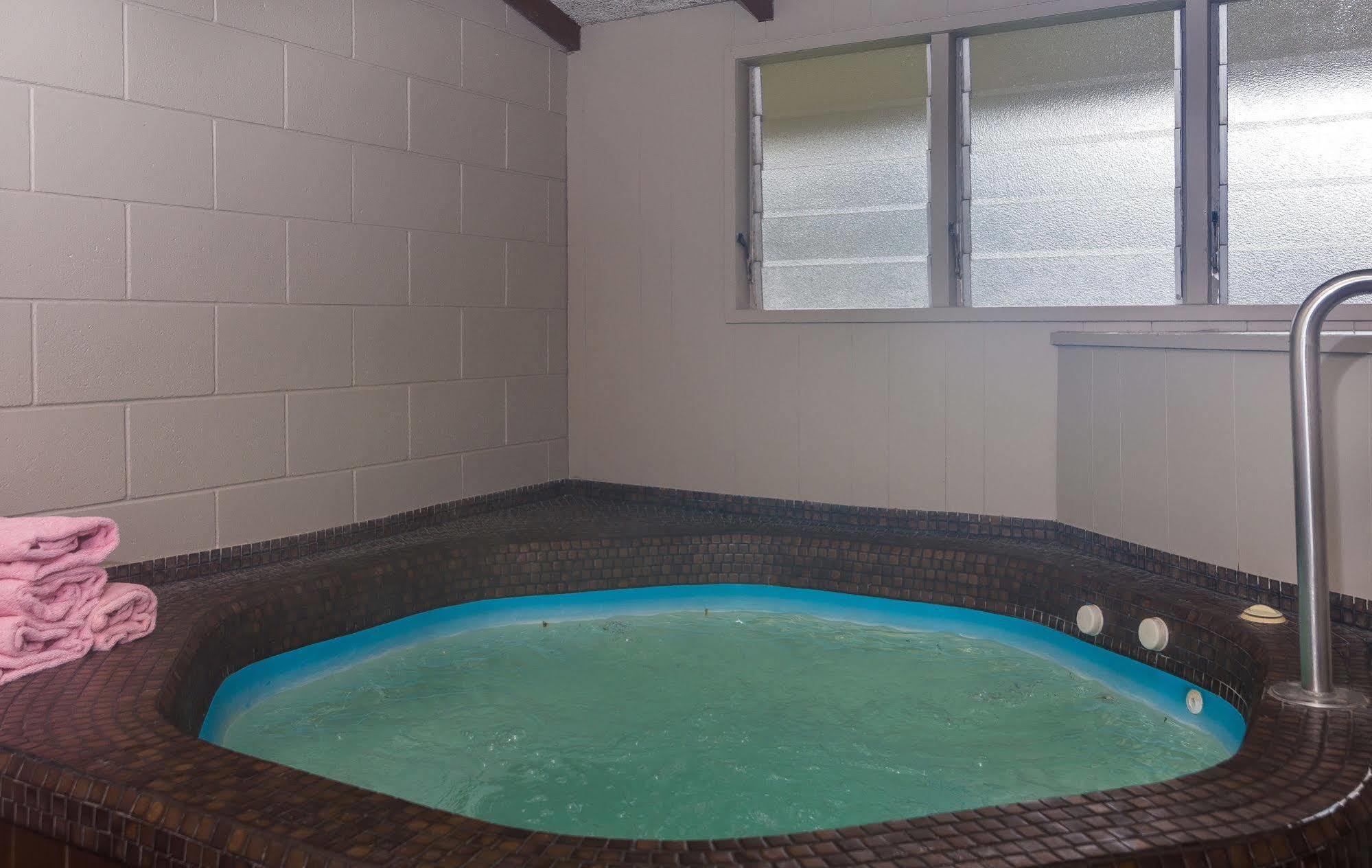 Ashbrook Motel Таупо Екстер'єр фото